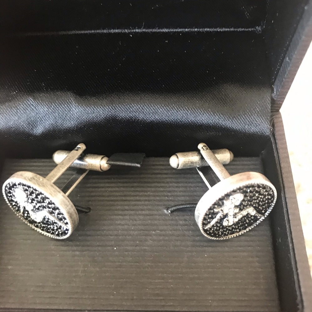 Cuff links - Picture 3 of 3